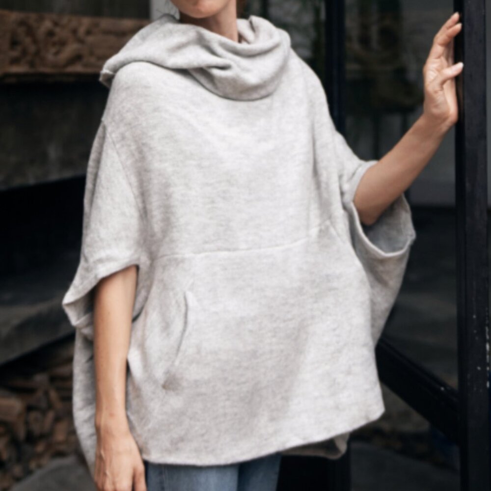 Echo Verde Kanga Kowl Sweater